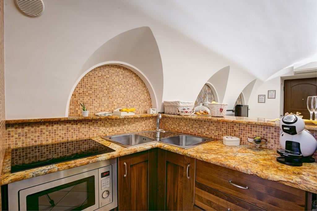 Cuore Di Sorrento Suites Екстер'єр фото